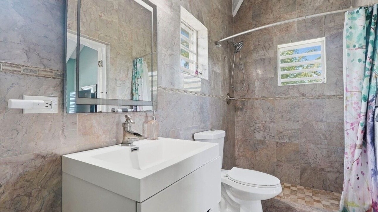 Photo of Bathroom in Estate Enfield Green