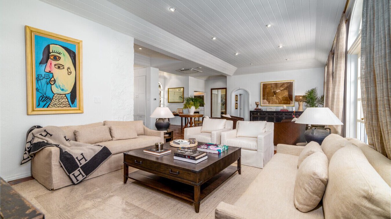Photo of Livingroom in Bellevue