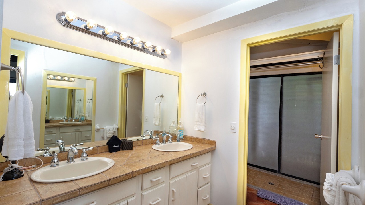 Photo of Bathroom in Estate Peterborg