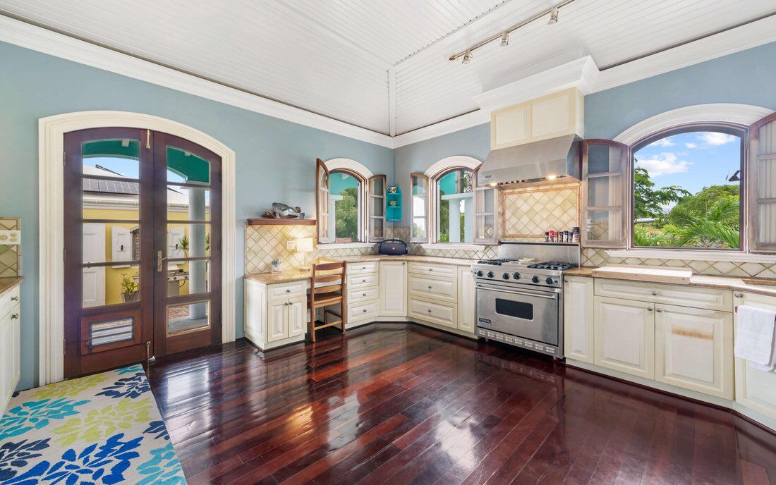Photo of Kitchen in Estate Lindbergh Bay