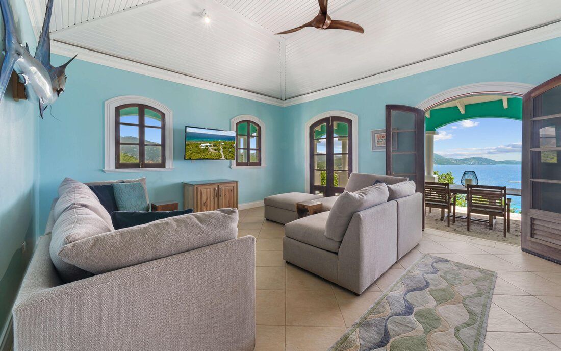 Photo of Livingroom in Estate Lindbergh Bay