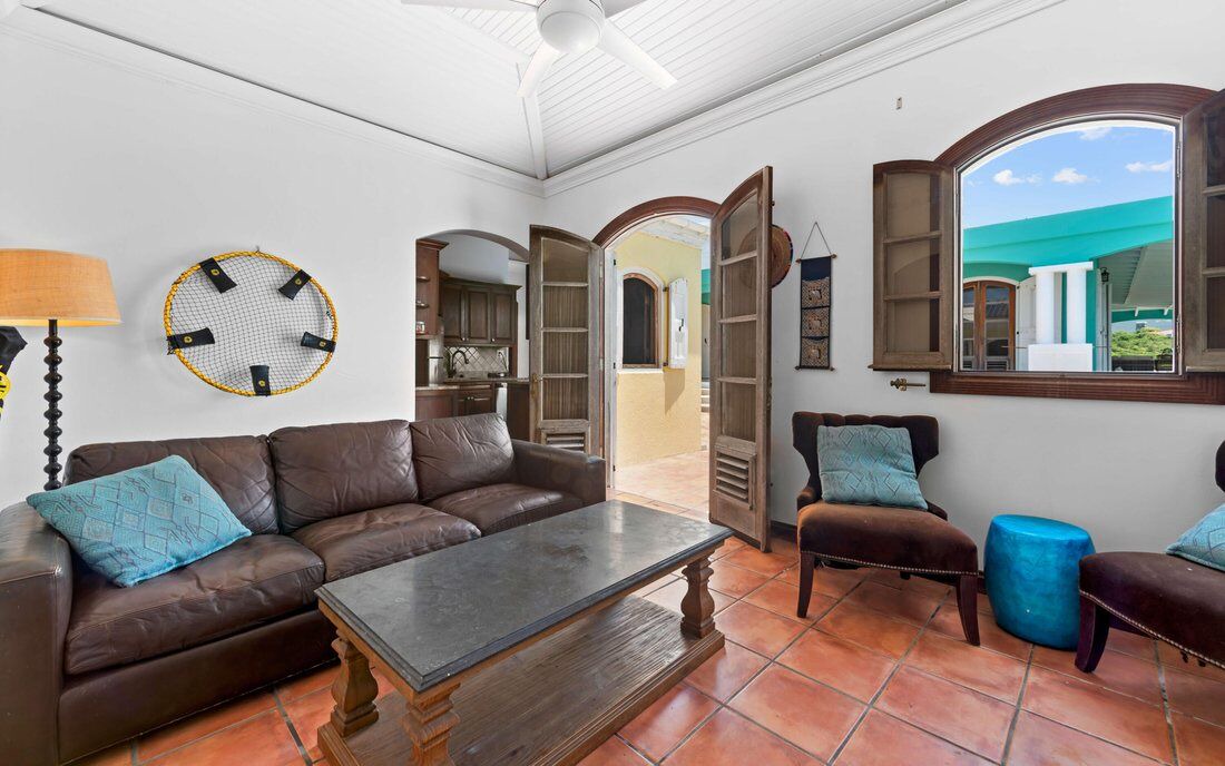 Photo of Livingroom in Estate Lindbergh Bay