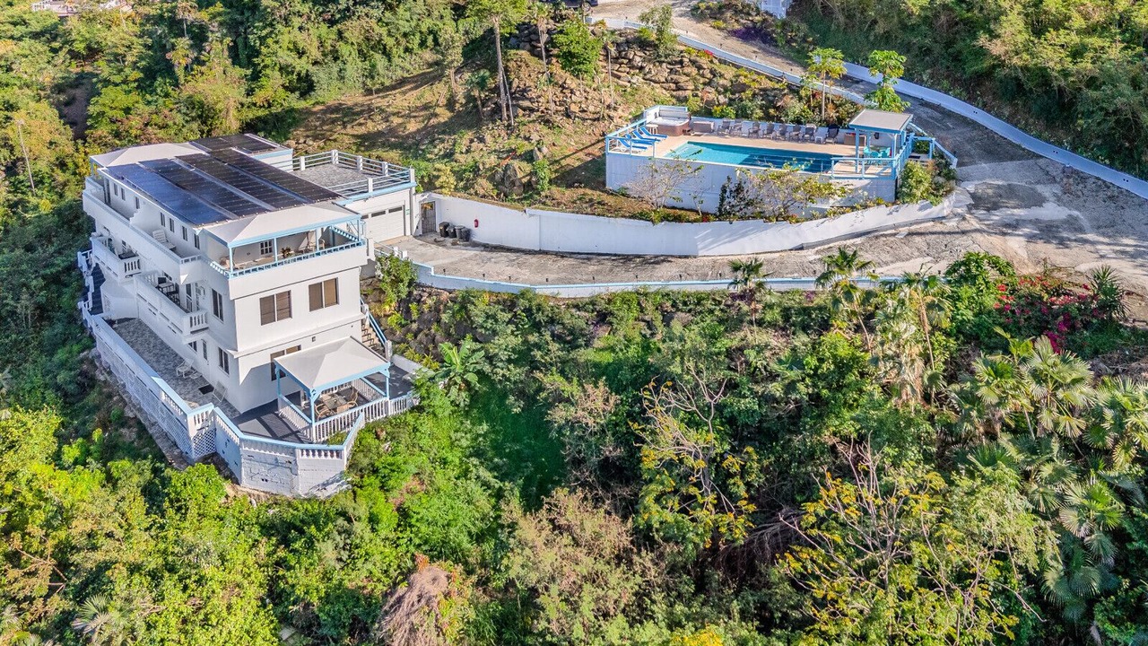 Photo of Outdoor in Estate Tabor and Harmony