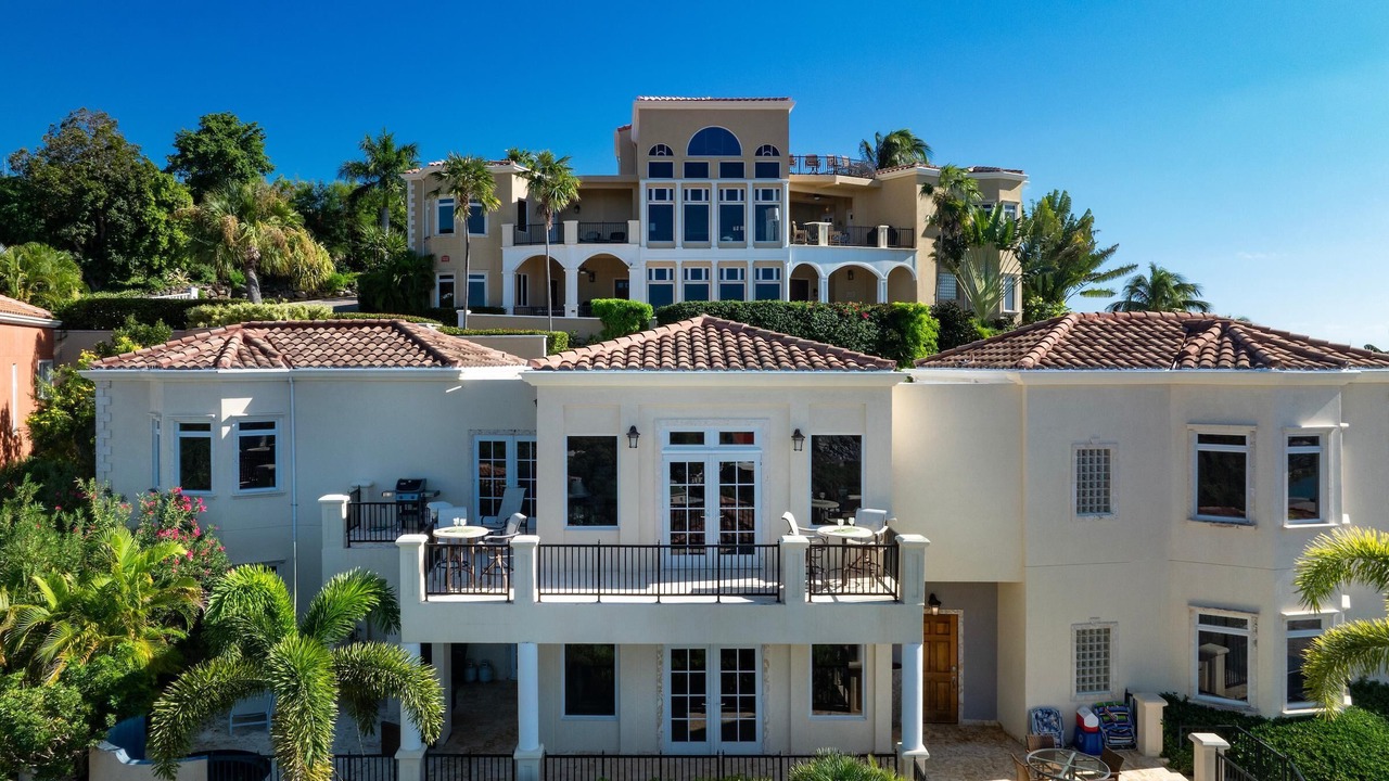 Photo of Patio Balcony in Estate Enighed