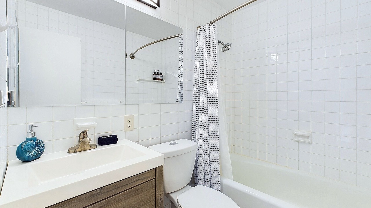Photo of Bathroom in Cabes Point