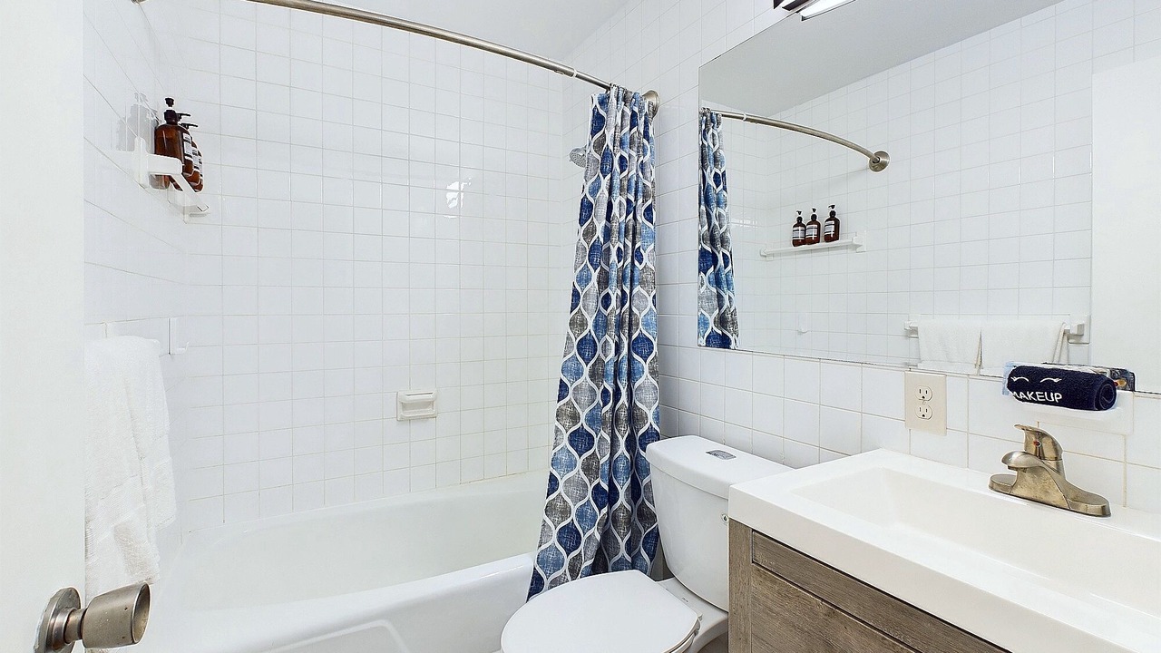 Photo of Bathroom in Cabes Point