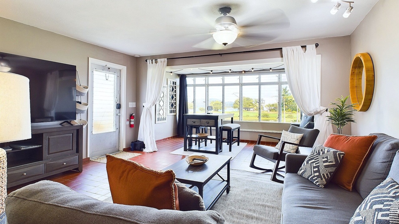 Photo of Livingroom in Cabes Point