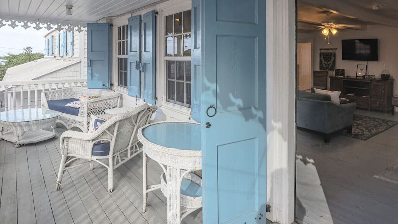 Photo of Patio Balcony in Estate East Street