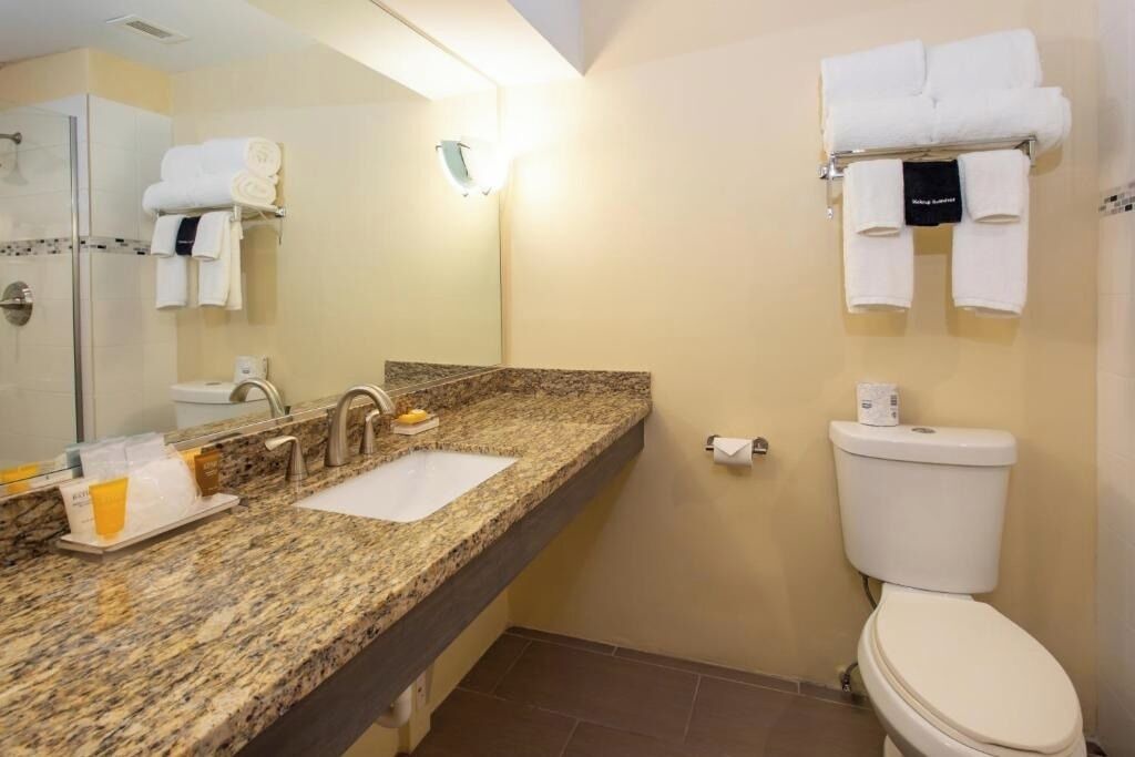 Photo of Bathroom in Estate East Street