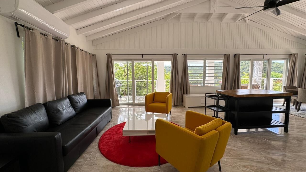 Photo of Livingroom in St. Thomas