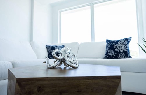 Estate Enighed Condo | Dolphin Suites