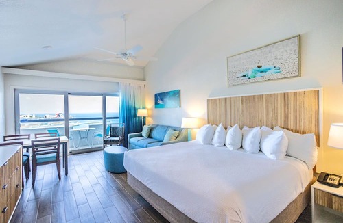 Estate Kings Quarter Apartment | Castle Villas at Bluebeard's