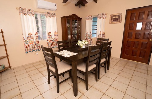 Estate Upper Love House | Gorgeous Newly Renovated Home Centrally Located, Minutes From Shopping & Beaches