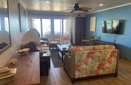 Estate Golden Rock Condo | Oceanfront Sugar Beach Condo