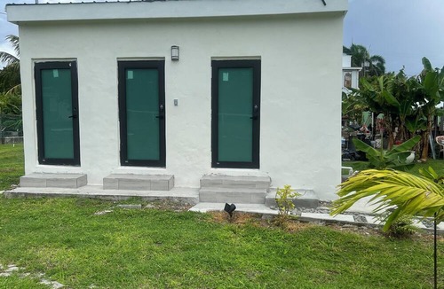 La Grande Princesse House | Sunset Creek 1 bedroom apt with AC in beautiful Christiansted St. Croix.