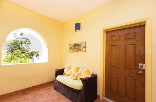 Estate Peterborg Apartment | The Breeze St Thomas