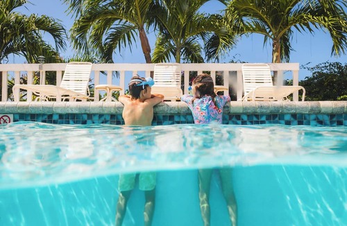 Nazareth Hotel | Secret Harbour Beach Resort
