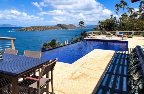 Estate Tabor and Harmony Villa | Spirit on the Water - Private, Infinity Pool, Ocean Front, 9 bedrooms