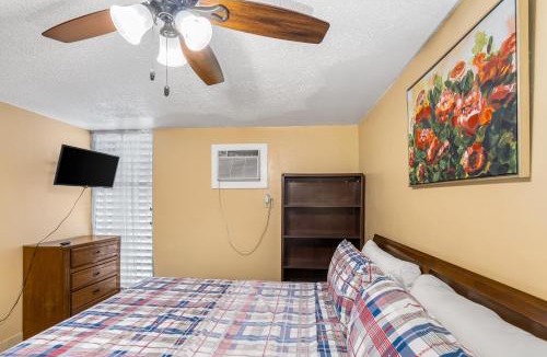 La Grande Princesse Apartment | Yours for the asking- Cozy, Caribbean, condo condo