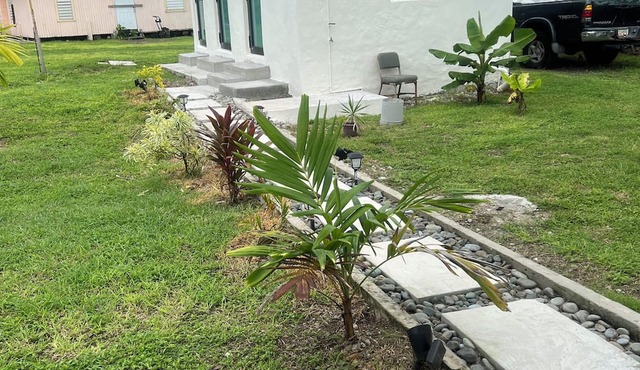 Sunset Creek 1 bedroom apt with AC in beautiful Christiansted St. Croix.
